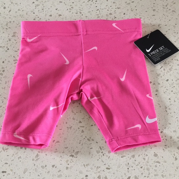 Nike Infant Dri-Fit Pink Set - Picture 5 of 6